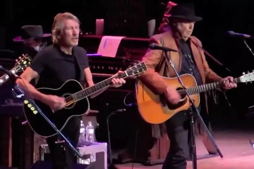 Watch Roger Waters, My Morning Jacket and Neil Young Cover Bob Dylan