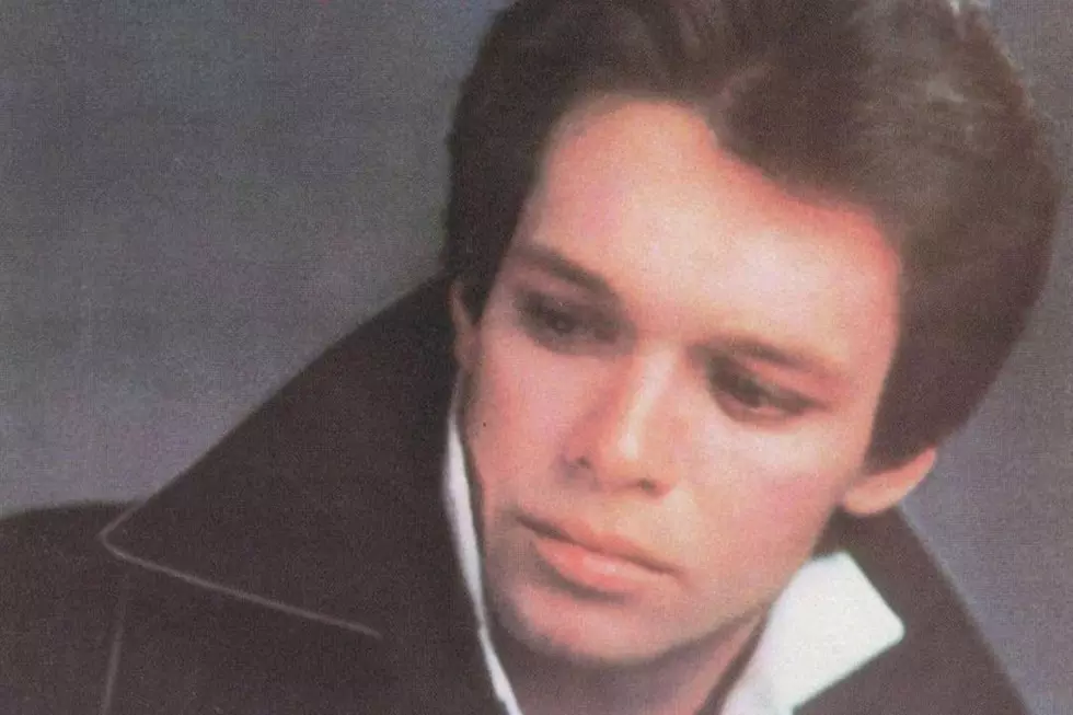 How John Mellencamp Became Johnny Cougar on His Debut Album, &#8216;Chestnut Street Incident&#8217;