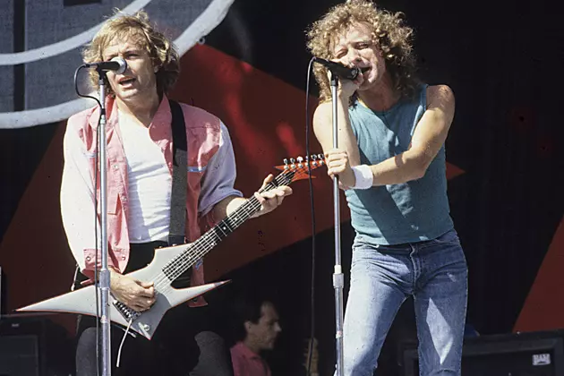 Lou Gramm Now Confirms He Will Join Foreigner&#8217;s Tour &#8216;For a Song or Two&#8217;