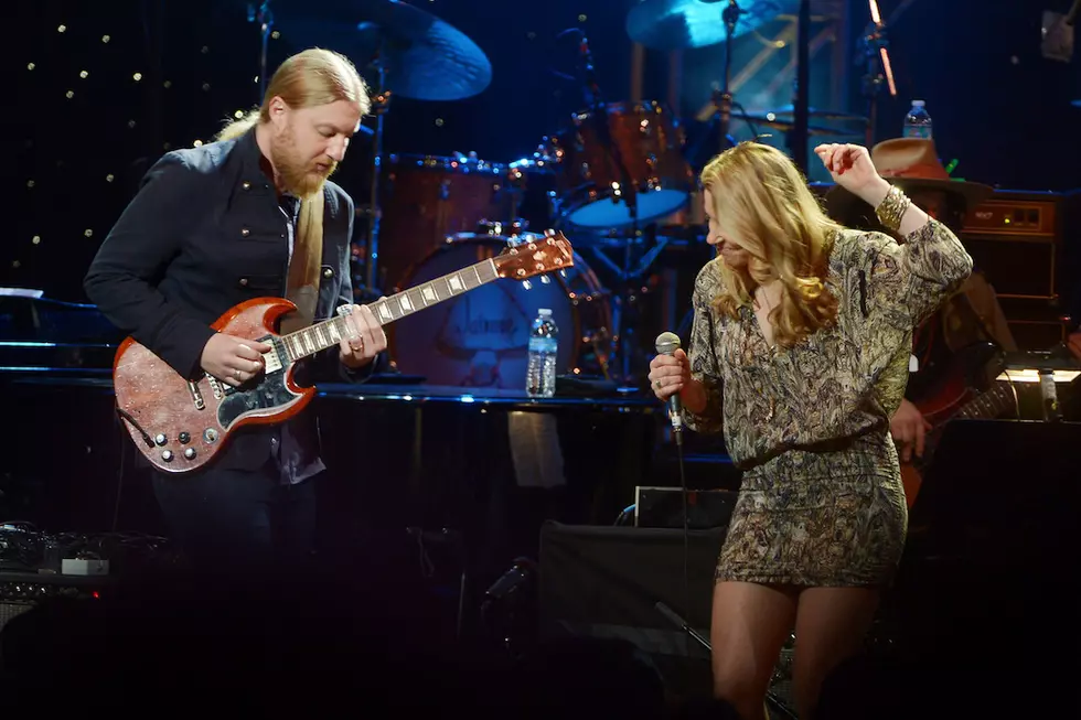 Derek Trucks Pays Tribute