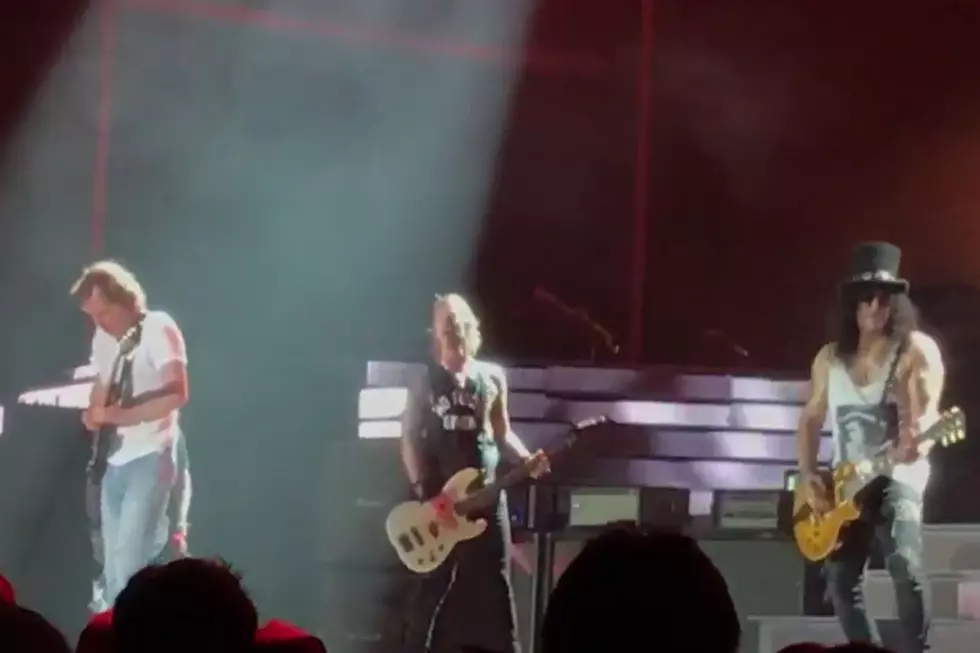 Angus Young Joins Guns N’ Roses Onstage in Sydney