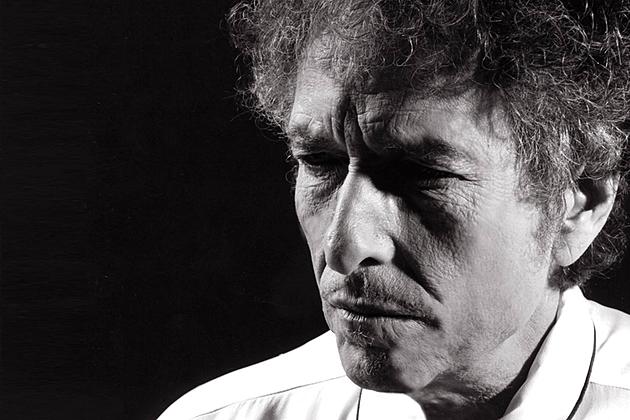 Bob Dylan Talks Proper Album Length, ‘American Pie’ and Switching From Guitar to Piano in Extensive New Interview