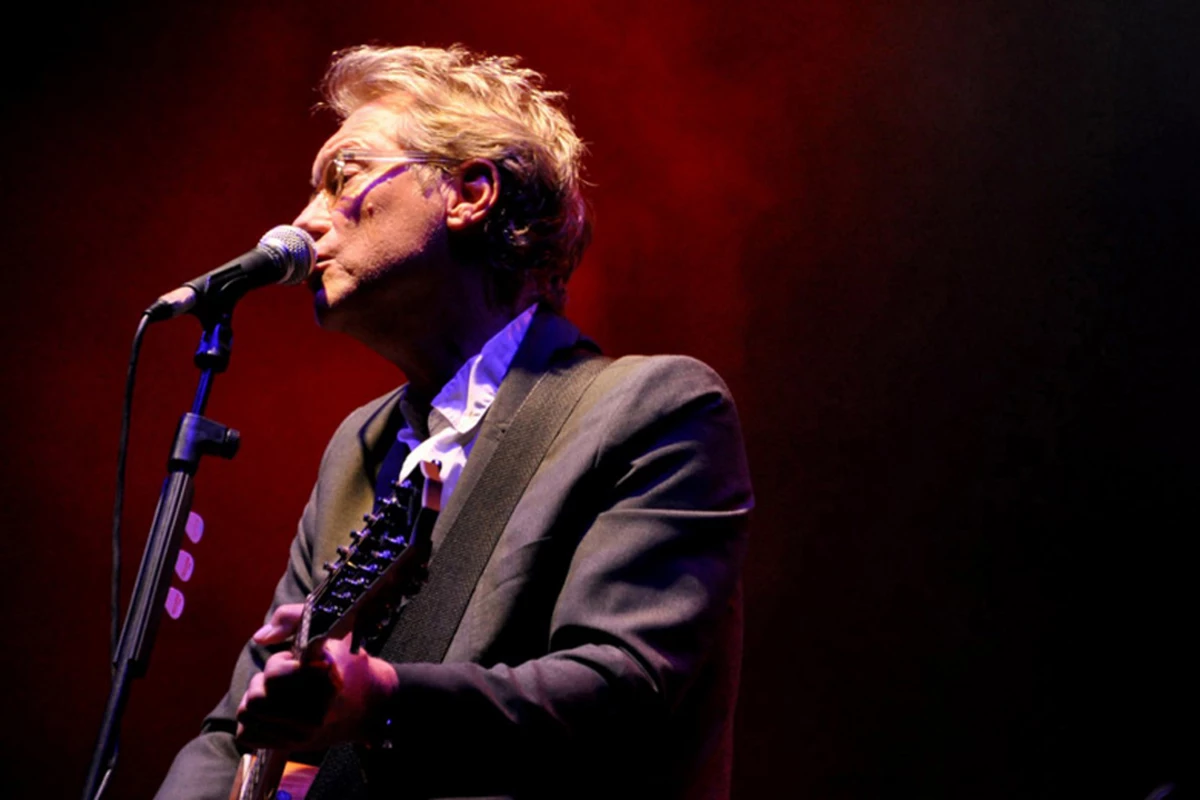 Watch the New Lyric Video for ‘Lifeline’ by America’s Gerry Beckley