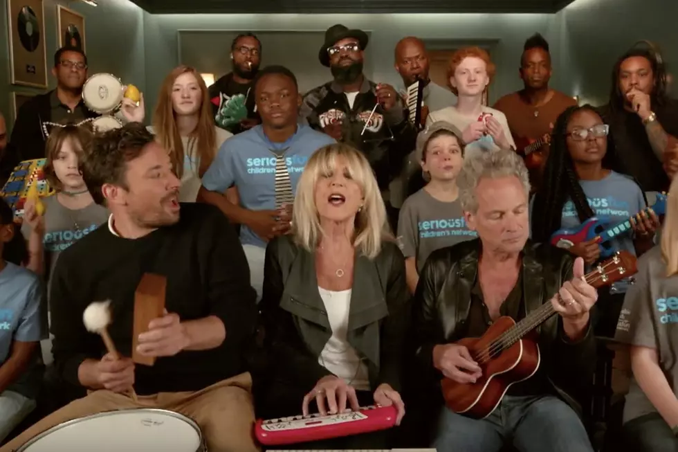 Watch Lindsey Buckingham and Christine McVie Play ‘Don’t Stop’ With Kids and Toy Instruments on ‘The Tonight Show’