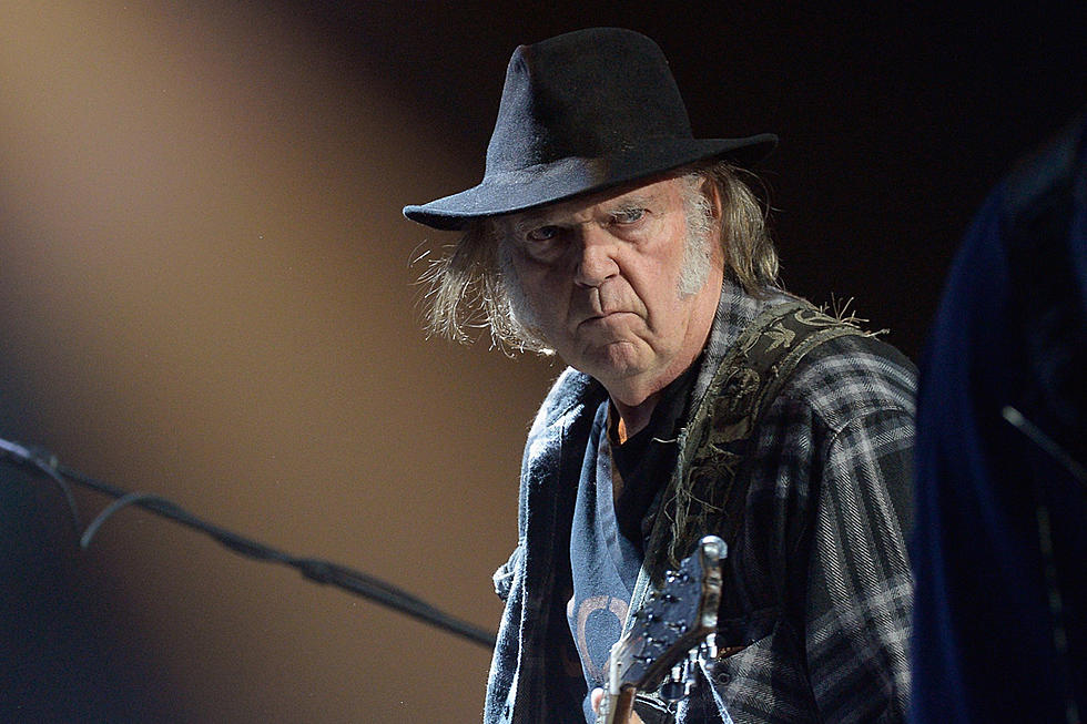 Neil Young to Place His Entire Archives Online