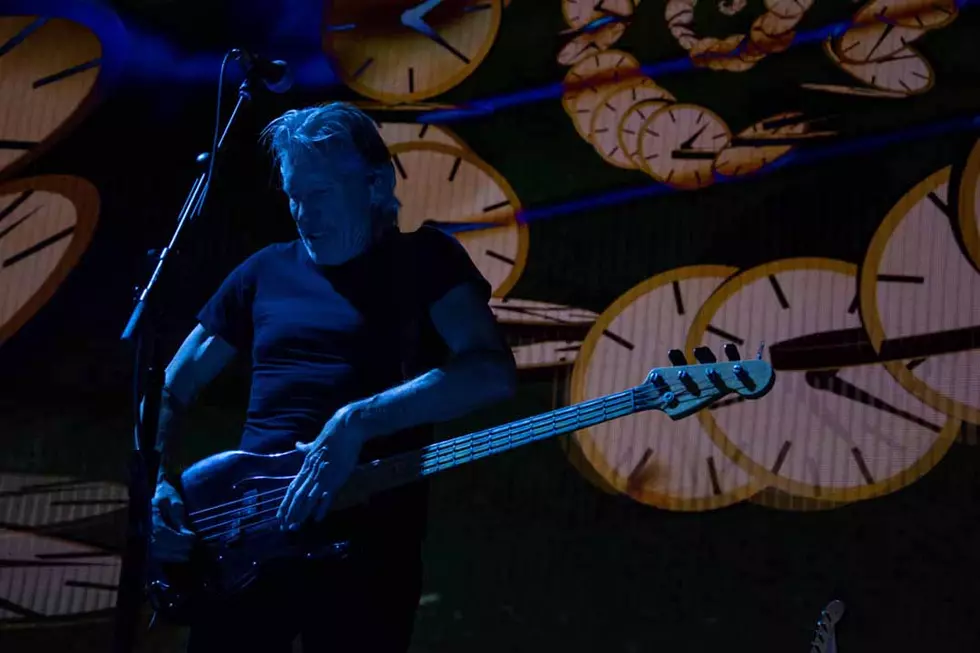 Roger Waters Loosens Up a Little in Cleveland: Photo Gallery