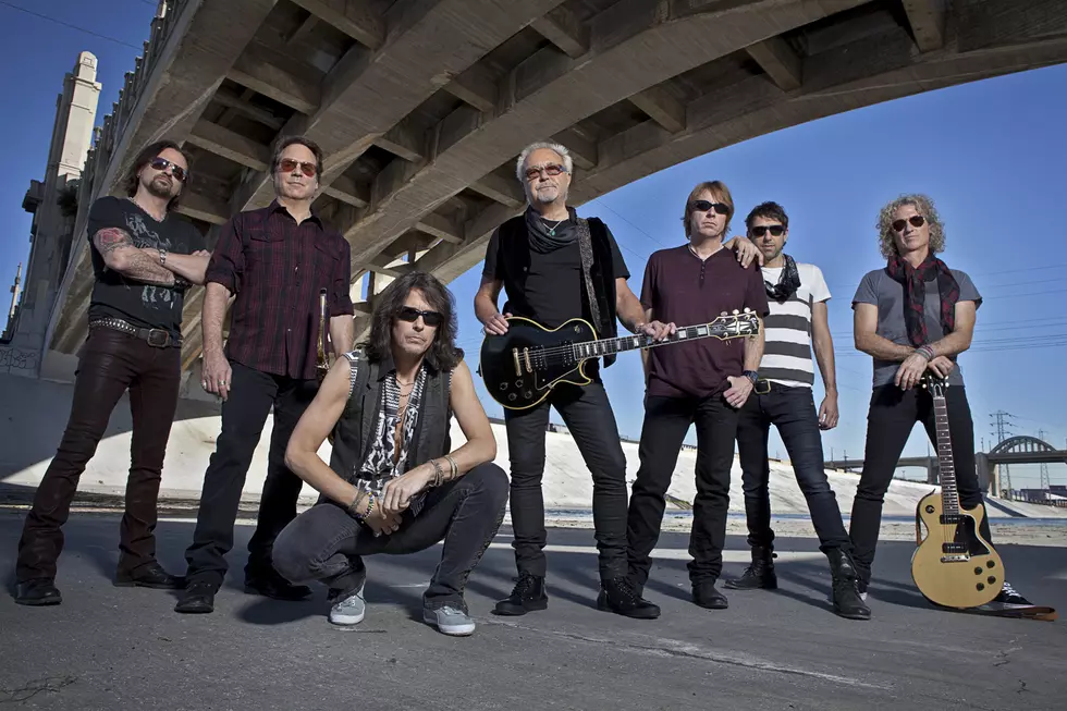 KRNA Welcomes Foreigner in Concert