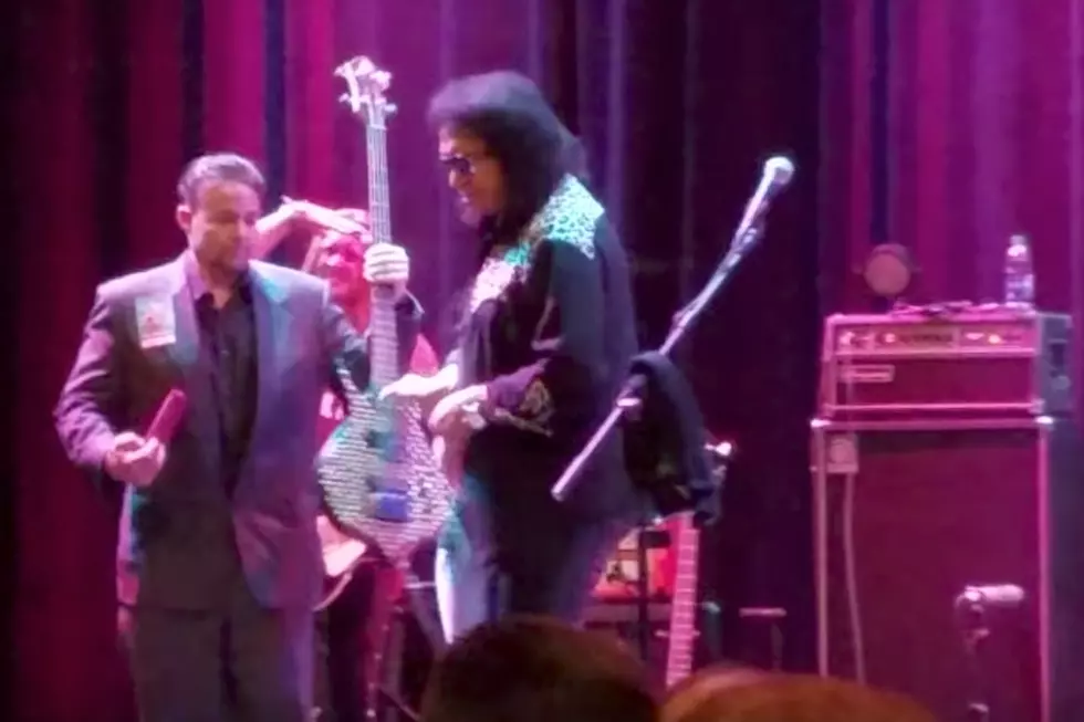 Watch Gene Simmons Go Into the Crowd to Confront a Heckler