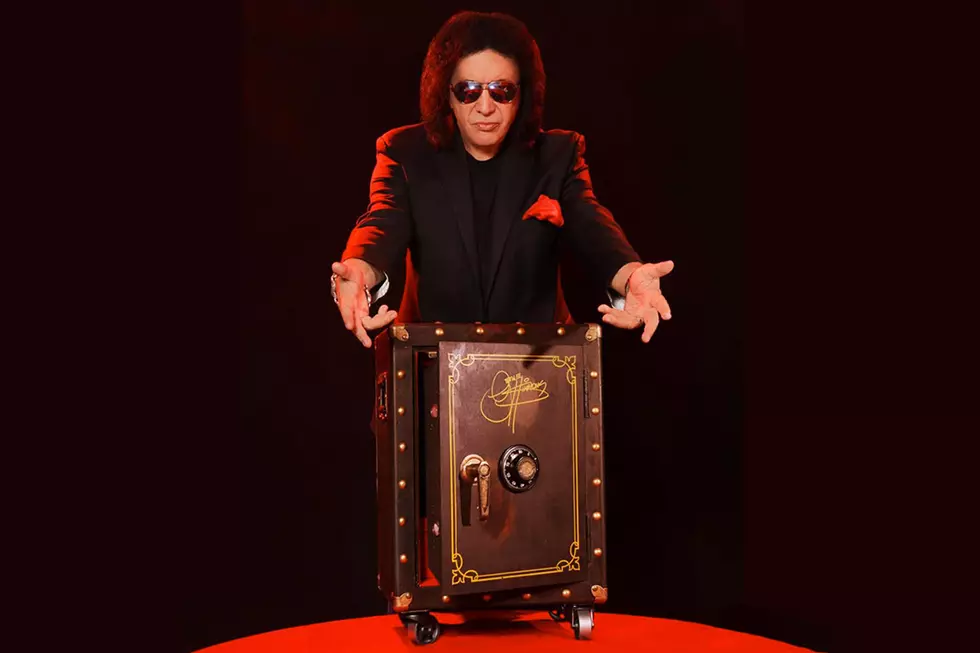 Hear ‘Hand of Fate’ From the ‘Gene Simmons Vault Experience’ Box Set
