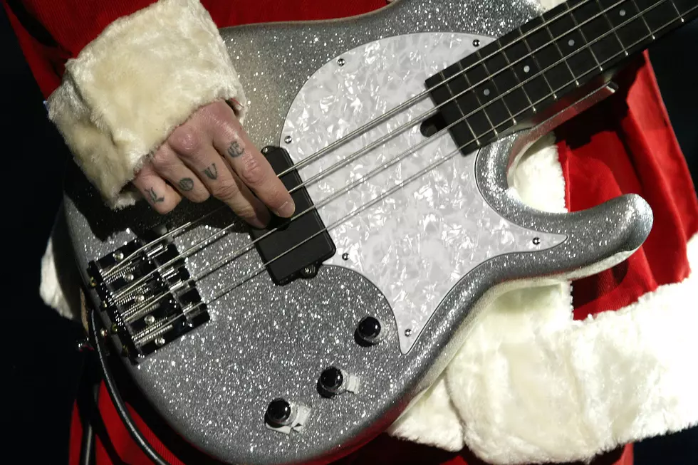 29 Great Classic Rock Christmas Memories