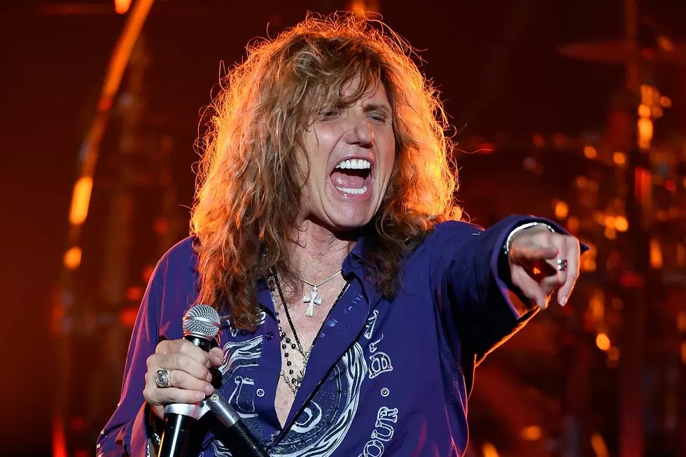 Hear David Coverdale of Whitesnake Read ''Twas The Night Before Christmas'