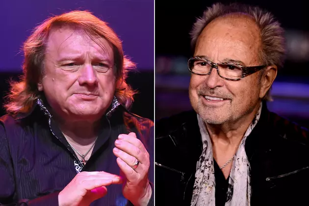 Foreigner Shows with Lou Gramm Made Mick Jones Cry on Stage