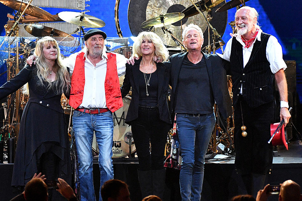 ROCK REPORT: Lindsey Buckingham Sues Fleetwood Mac for Firing Him