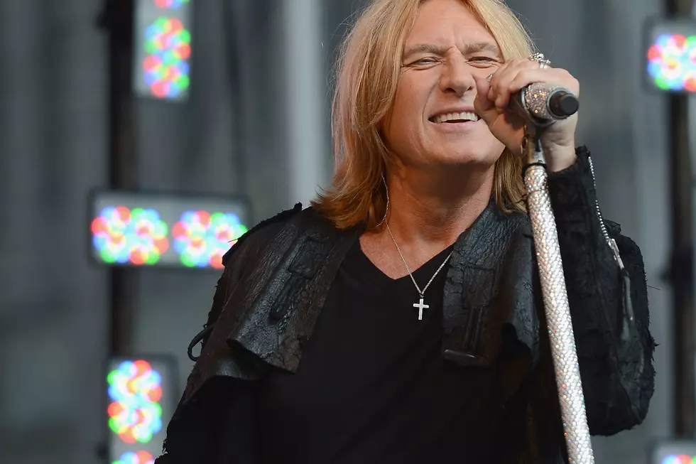 Def Leppard Premieres New Lyric Video for ‘Pour Some Sugar on Me’