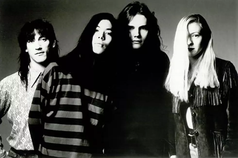 D'arcy Says Billy Corgan Is Lying About Smashing Pumpkins Reunion