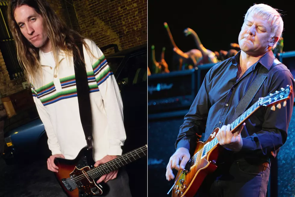 How Rush’s Alex Lifeson Was Recruited for New Fu Manchu Album