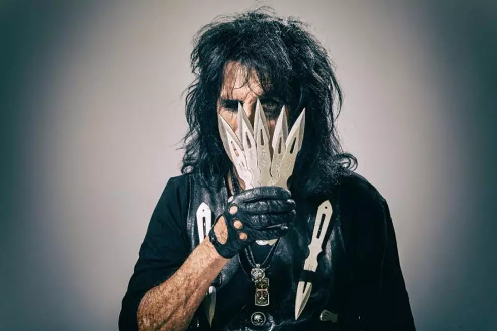 Alice Cooper Gearing up to Release a Live Album