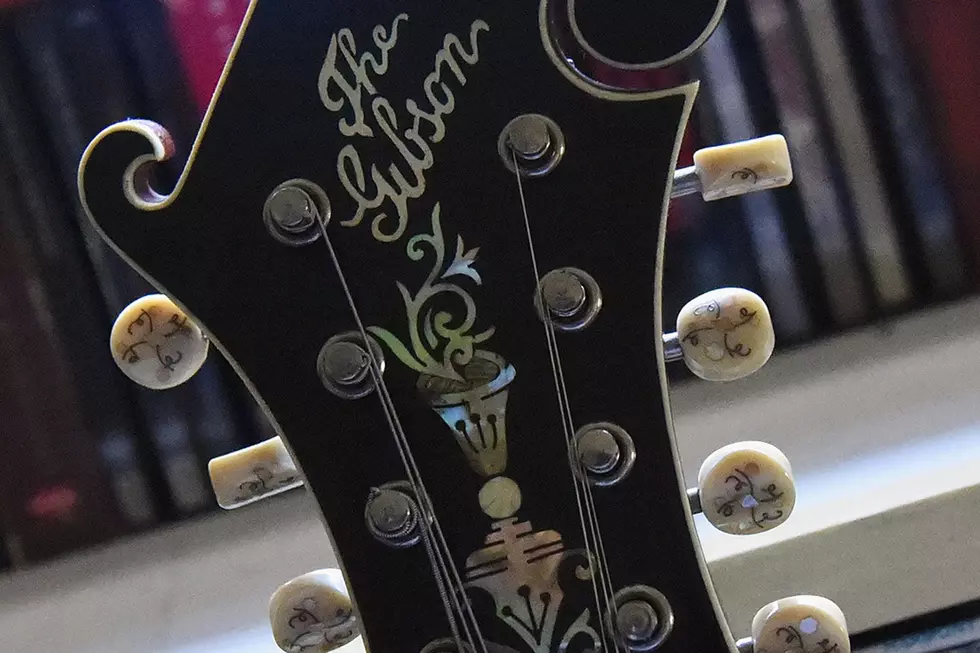 E Street Band Guitarist Robbed in Dallas