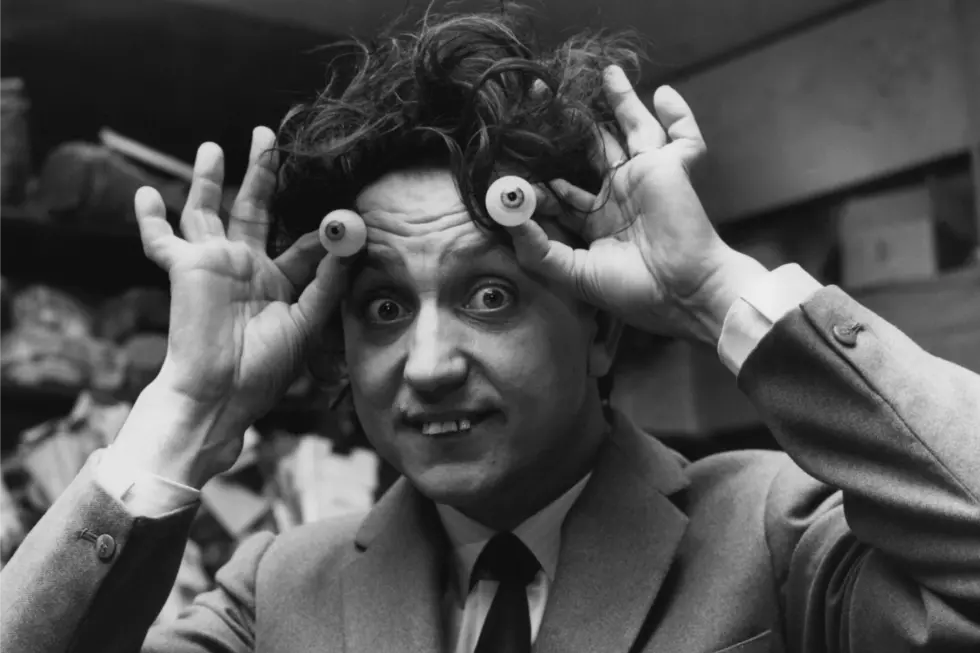 Comedian Ken Dodd, Who Once Called the Beatles Aliens, Dies at 90