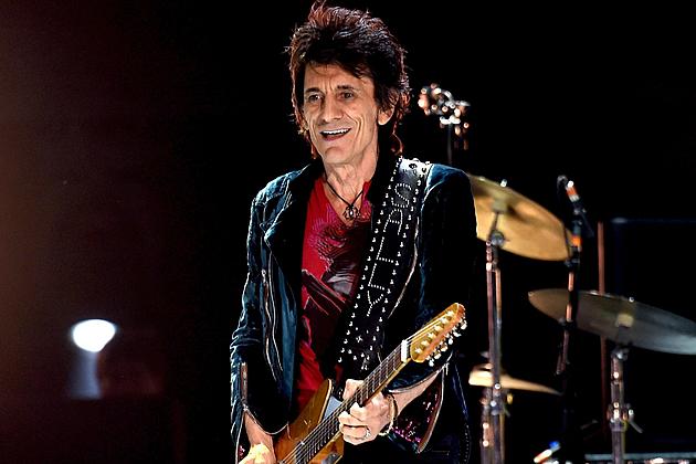 Ronnie Wood Is Cancer-Free and Headed Back on Tour