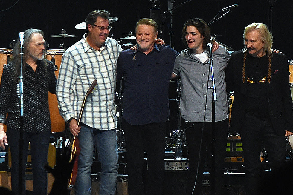 The Eagles Begin Their First Major Tour Without Glenn Frey: Set List + Video