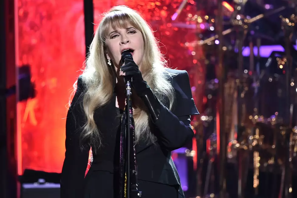 Fleetwood Mac's 'Dreams' Returns to Chart Thanks to Viral Tweet