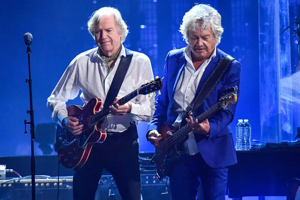 Moody Blues Perform at Rock and Roll Hall of Fame Induction