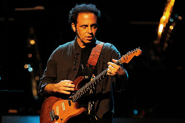Nils Lofgren Loses Guitars in Theft Then Gets Them Back