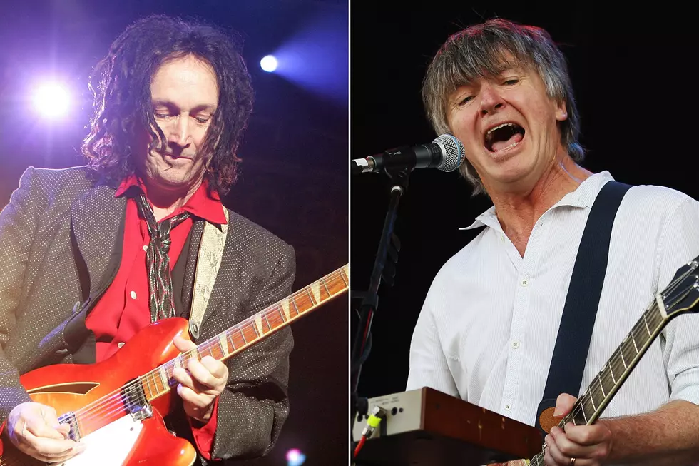 Fleetwood Mac&#8217;s New Guitarists, Mike Campbell and Neil Finn, Perform Together for the First Time