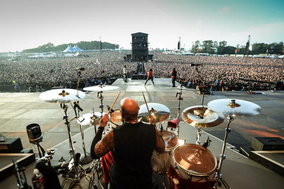 Guns N&#8217; Roses Triumph at Download Festival: Photo Gallery