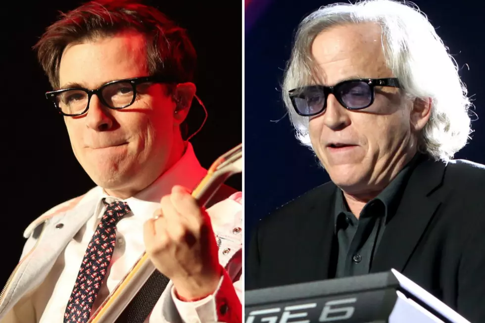 Toto’s Steve Porcaro Joins Weezer on ‘Jimmy Kimmel’ for ‘Africa’
