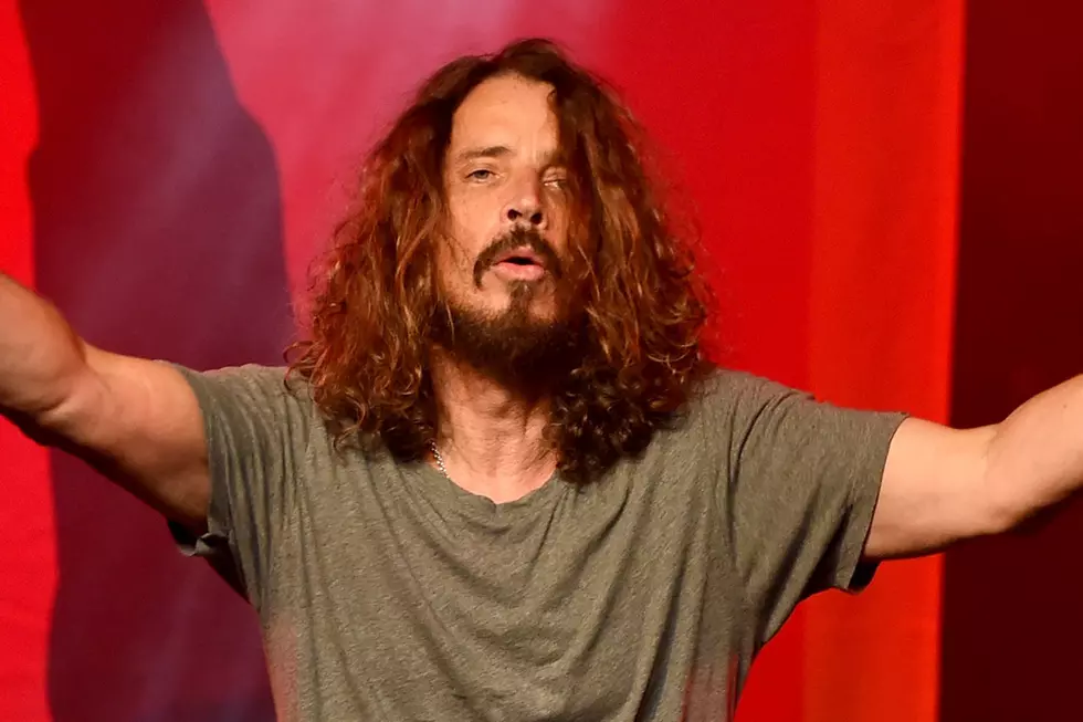 First Picture of the Chris Cornell Statue