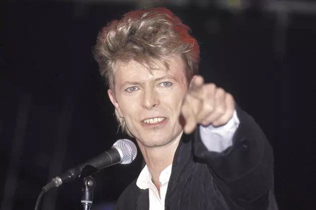 Listen to New Version of David Bowie’s ‘Zeroes’