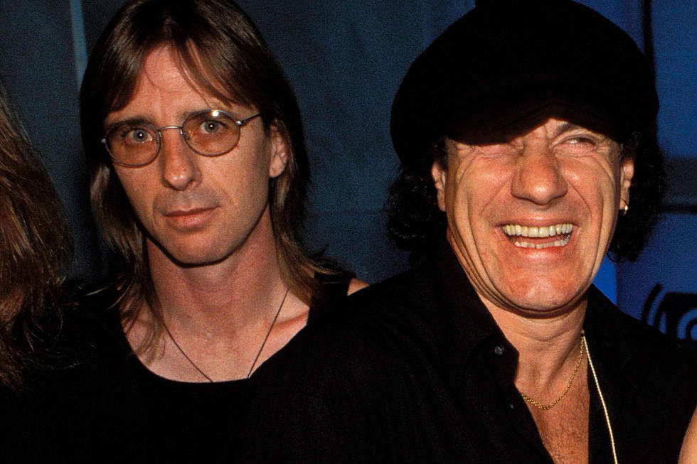 AC/DC Album Rumor: Brian Johnson, Phil Rudd Photographed at Recording Studio?