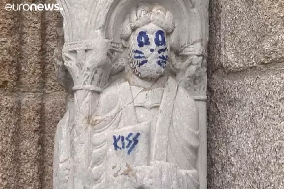A ‘Cultural Atrocity': Famous Cathedral Statue Vandalized With Kiss Makeup