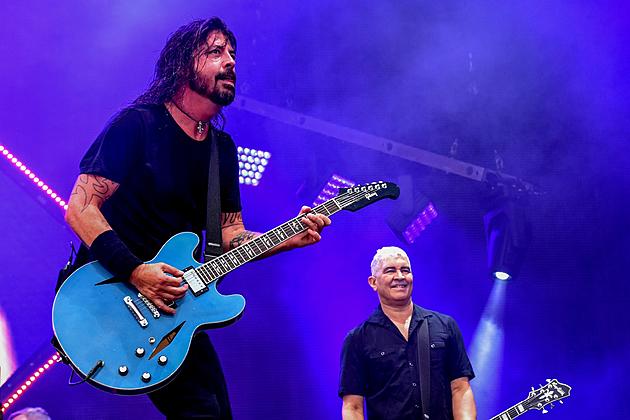Foo Fighters in Concert: Exclusive Photo Gallery