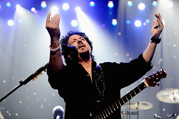 Steve Lukather Amazed at Club’s Plan to Play Toto’s ‘Africa’ All Night