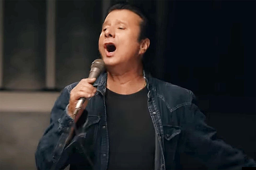Hear Steve Perry's Second 'Traces' Single, ‘No More Cryin’’