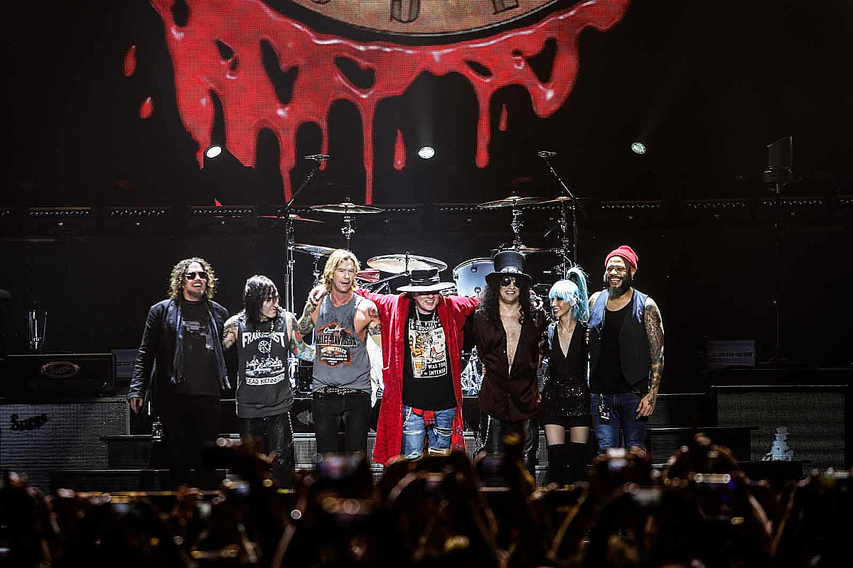 It's (Not) So Easy: How Guns N' Roses' Stage Is Built Each Night1200 x 800
