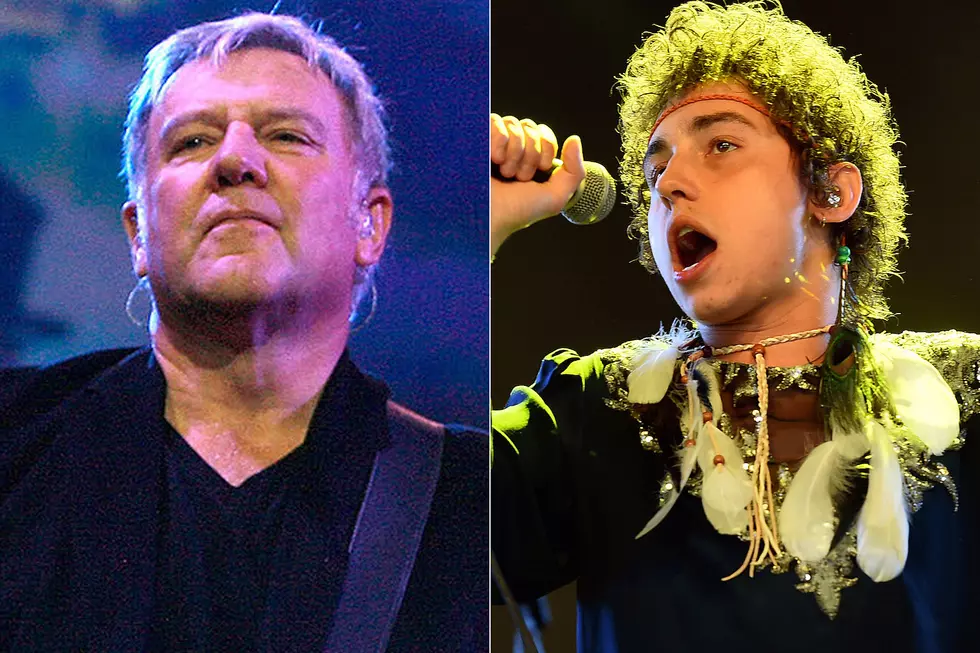 Alex Lifeson Says Greta Van Fleet ‘Can Carry That Banner For a Rock Band Into The Future’