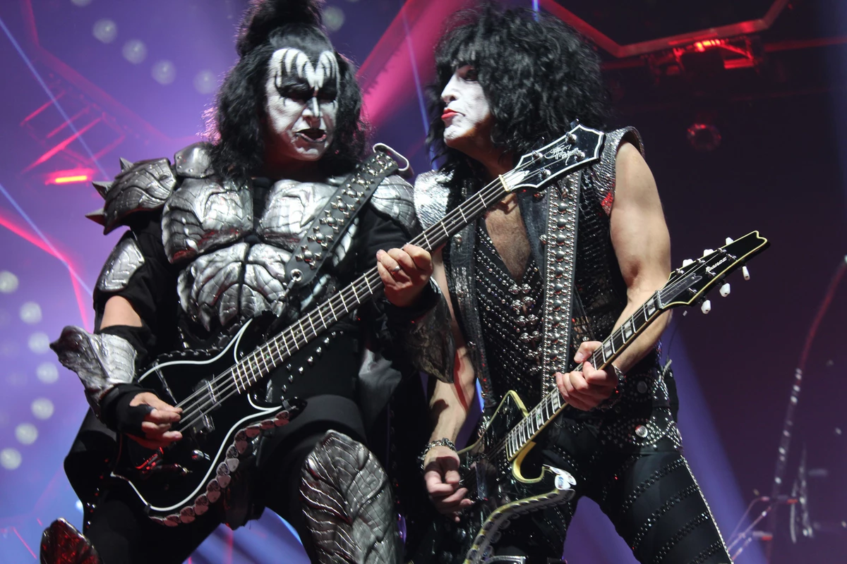 Kiss Kick Off 'End of The Road' Tour: Set List, Photos, Videos