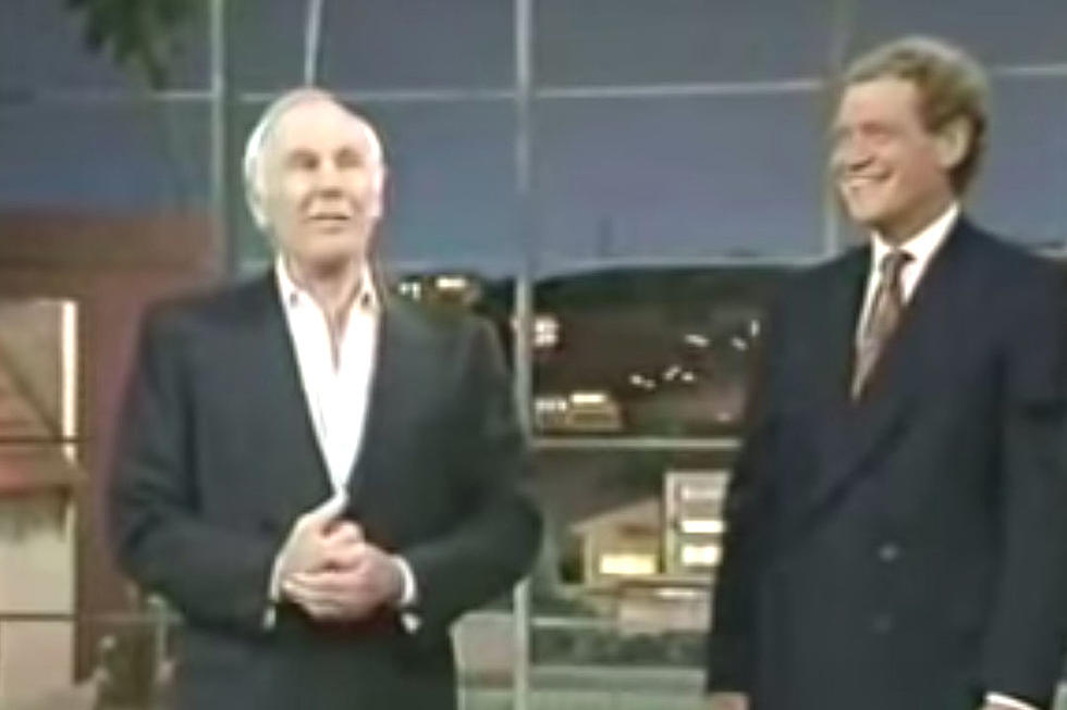25 Years Ago: Johnny Carson Makes His Final TV Appearance