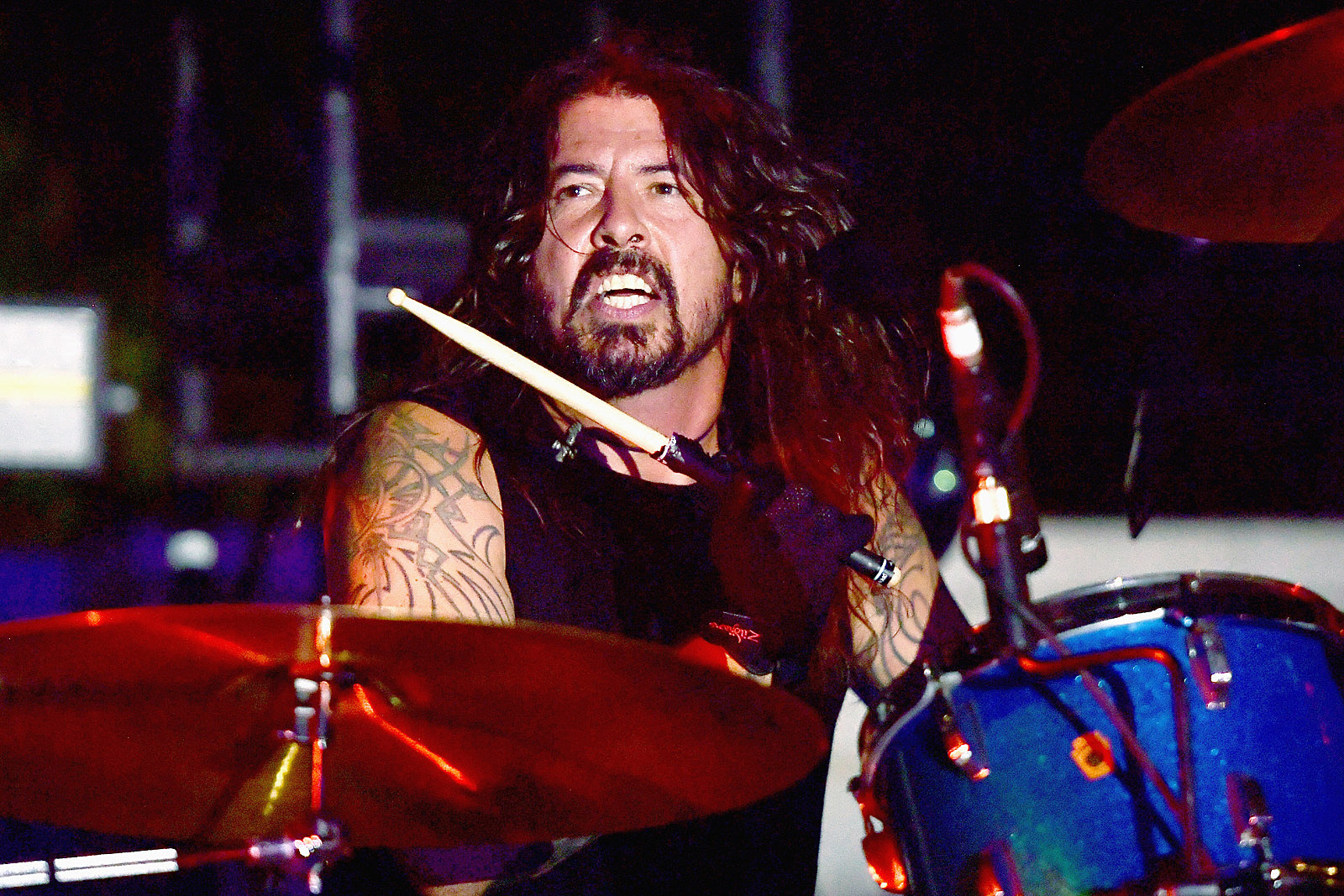 Watch Dave Grohl Jam at Ronnie James Dio Memorial