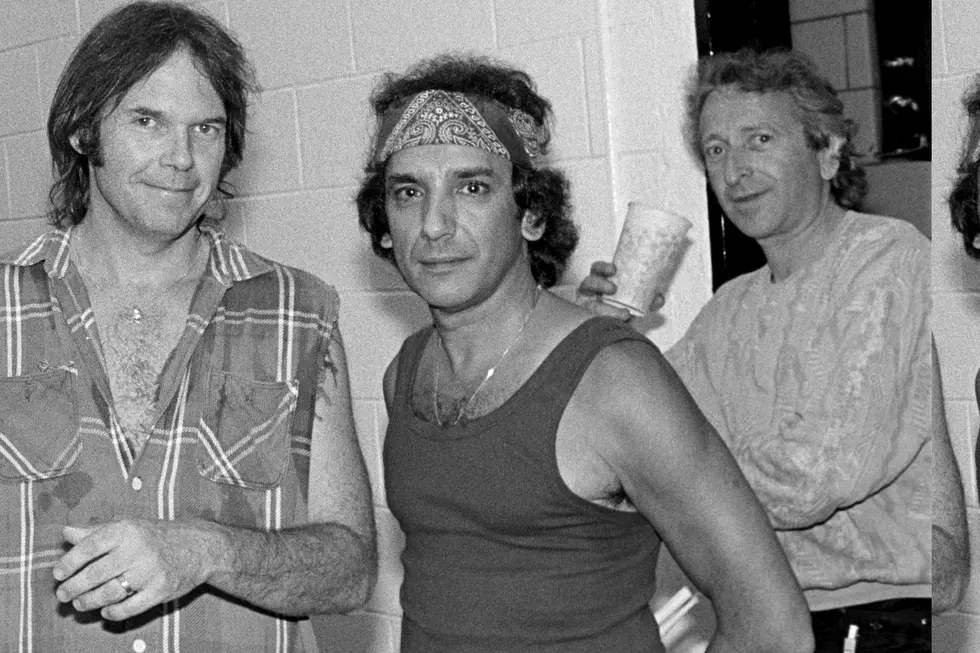 Elliot Roberts, Neil Young’s Manager for 52 Years, Dies at 76