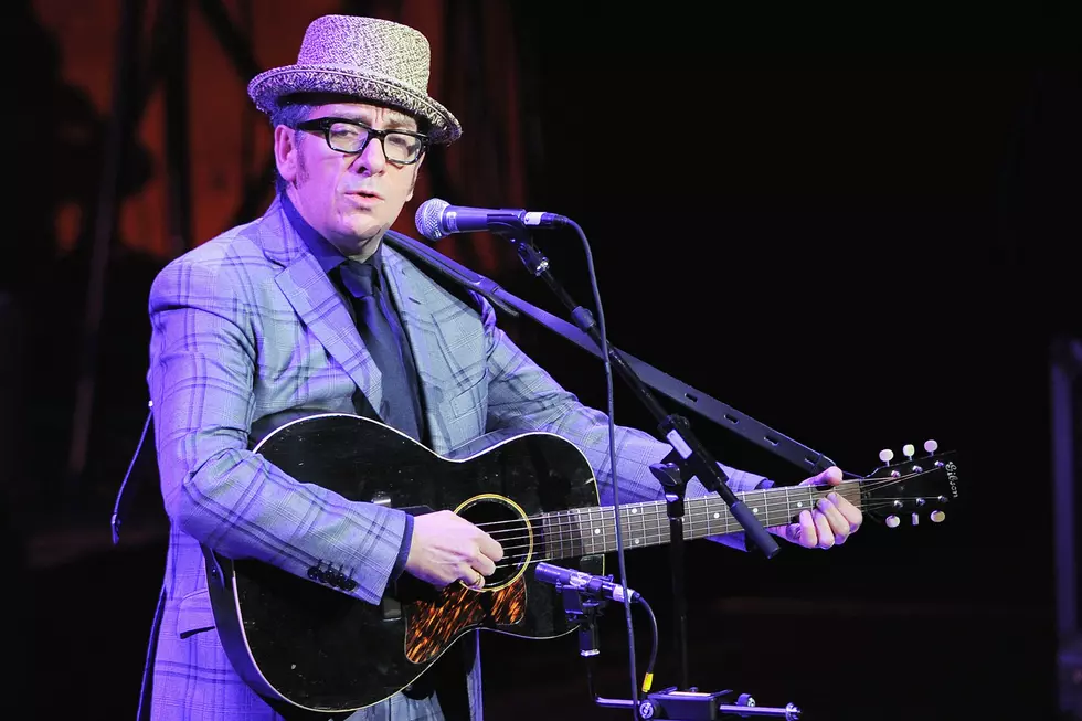 Elvis Costello’s Mom Told Him To Accept O.B.E. Honor From Queen