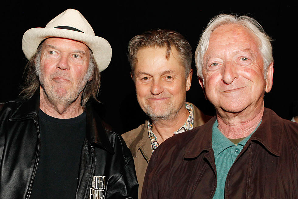 Neil Young Pays Heartfelt Tribute to Late Manager Elliot Roberts