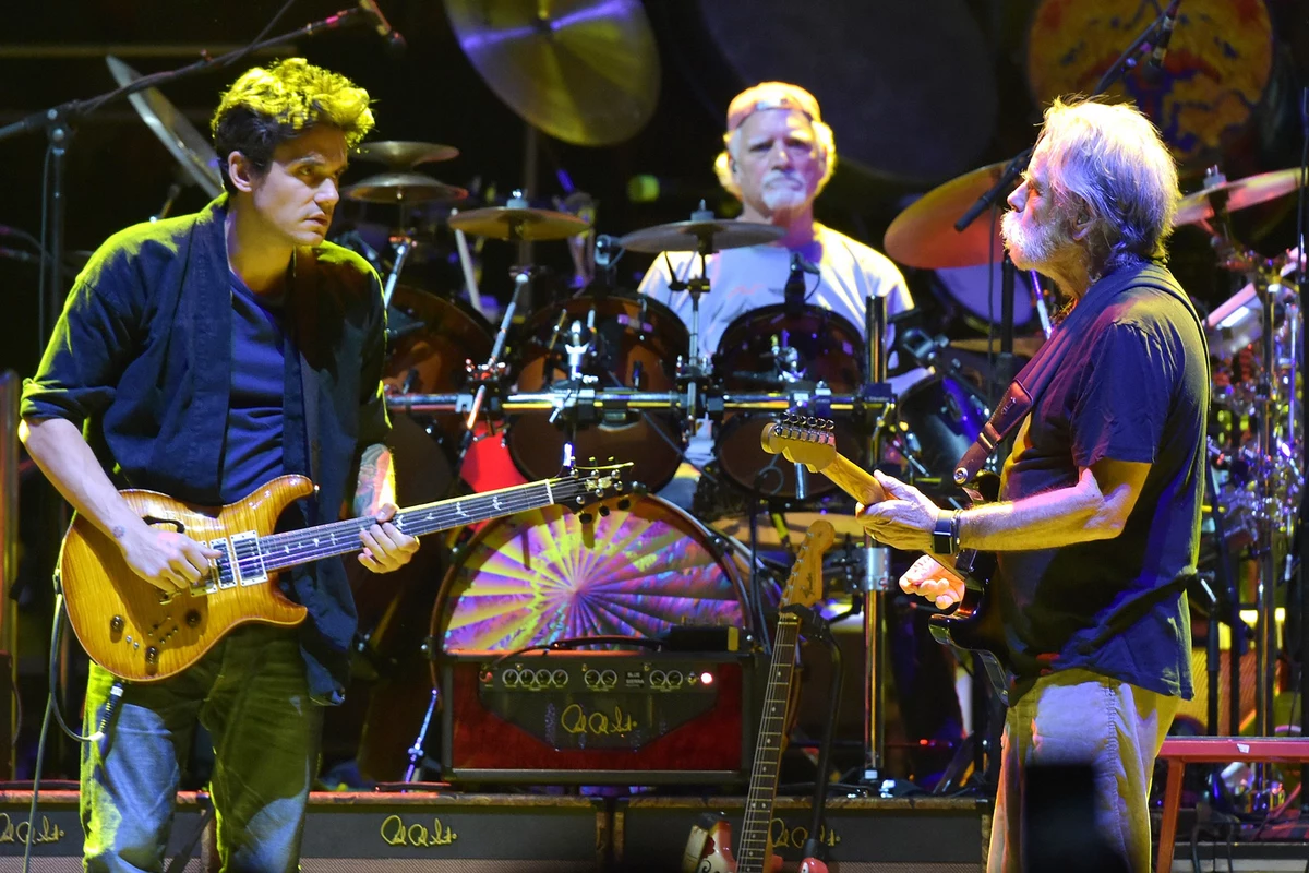 Watch Livestream of Dead and Company on 06-10-2023