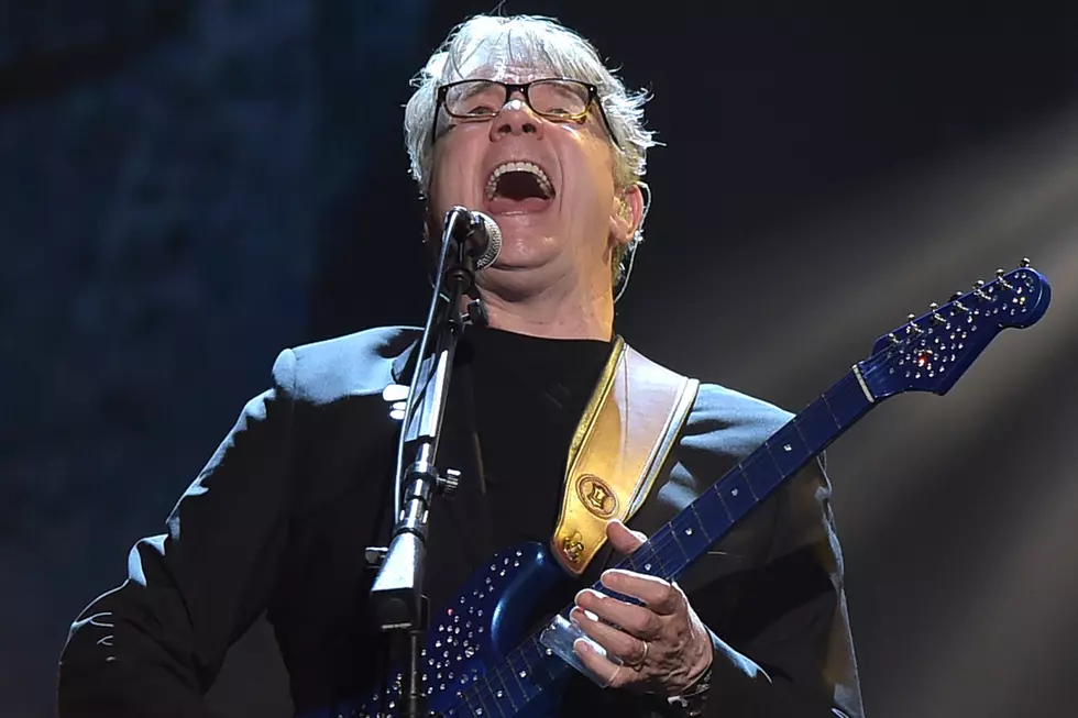 Steve Miller Recalls ‘Last Chance Deal’ That Became ‘Jungle Love’