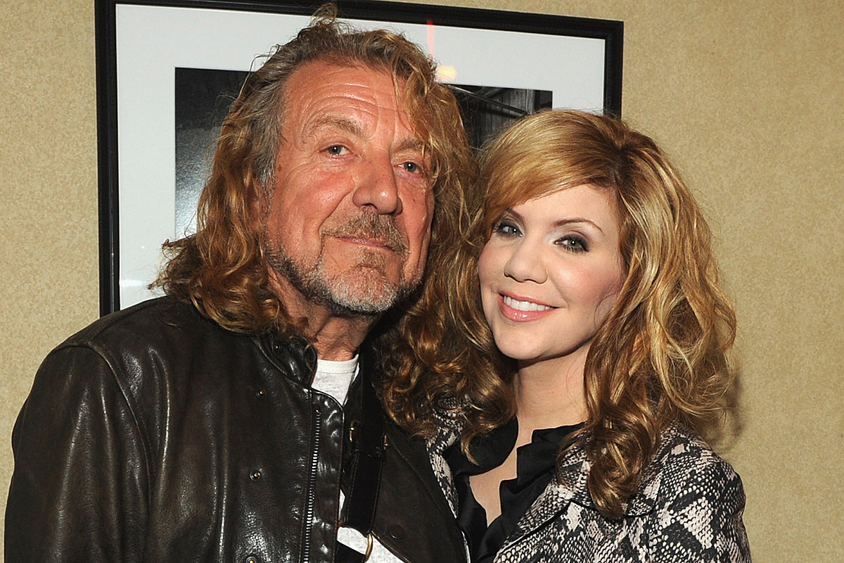 How Robert Plant Won a Grammy in the 'Alison Krauss Category'1200 x 800