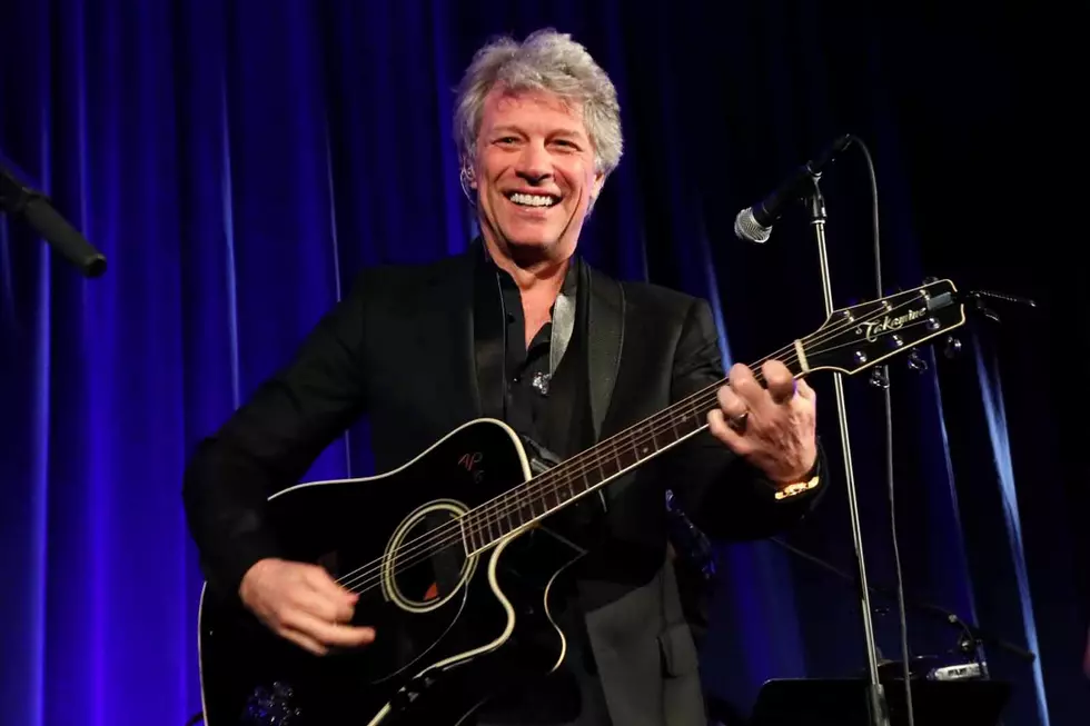 Bon Jovi Sing-A-Long Started By Unknown Man Sitting On Park Bench